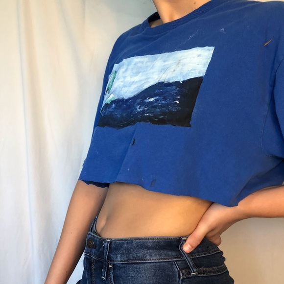 Wave painted cropped blue t-shirt - Picture 6 of 7